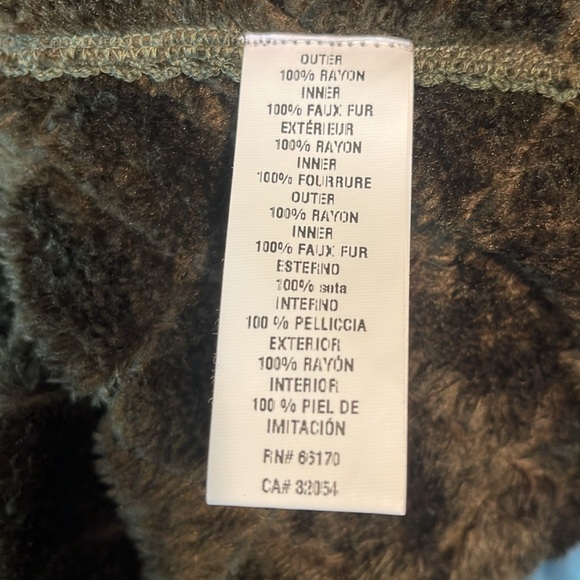 Brand New and Unique bl^nk UK Quilted Jacket from Anthro - Picture 9 of 12